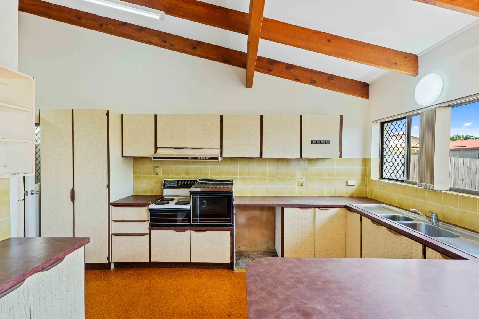 Additional image 8 of 16 Moonbi Street, Scarness QLD 4655