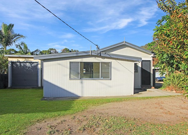 14 Mill Street, Laurieton NSW 2443