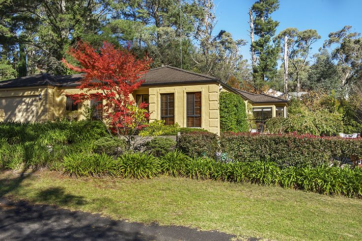 25 Everglades Avenue, Leura NSW 2780, Image 0