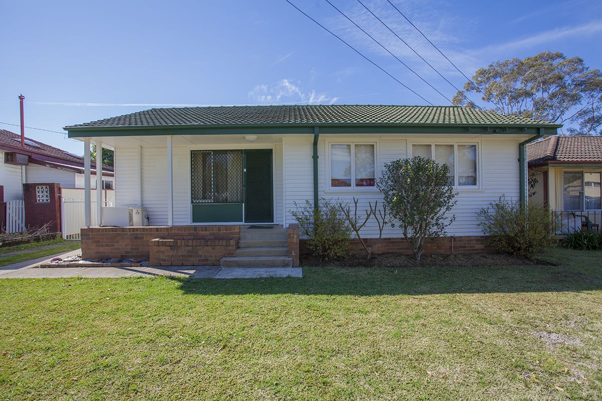 8 Galloway Street, Busby NSW 2168, Image 0
