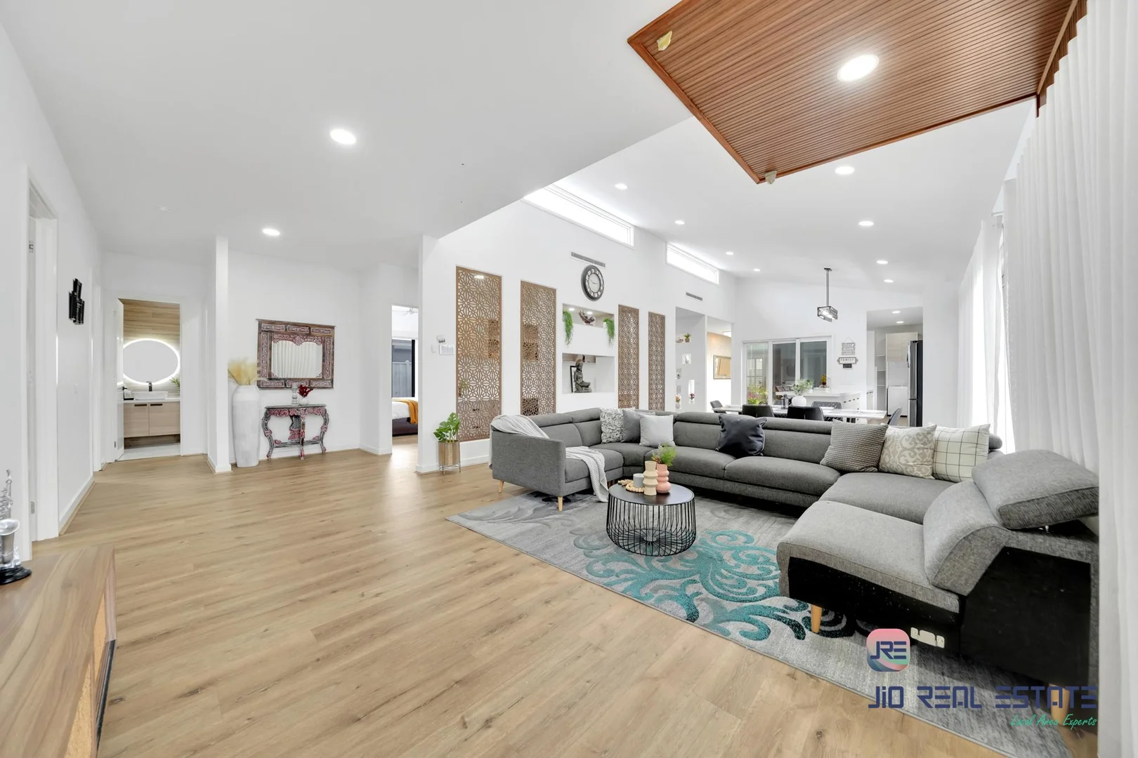 Additional image 10 of 13 Longshanks Street, Thornhill Park VIC 3335