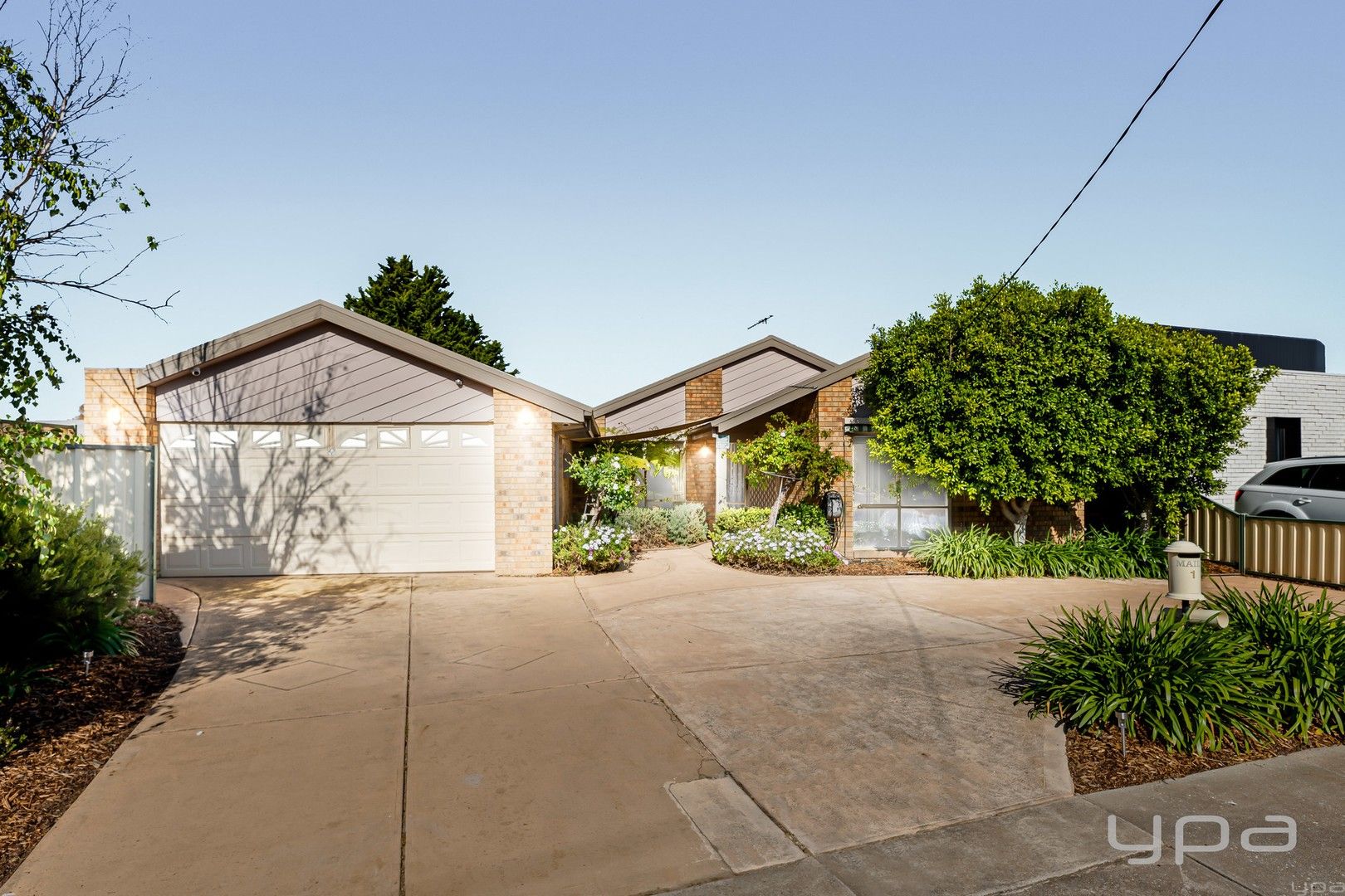 1 Townville Crescent, Hoppers Crossing VIC 3029, Image 0
