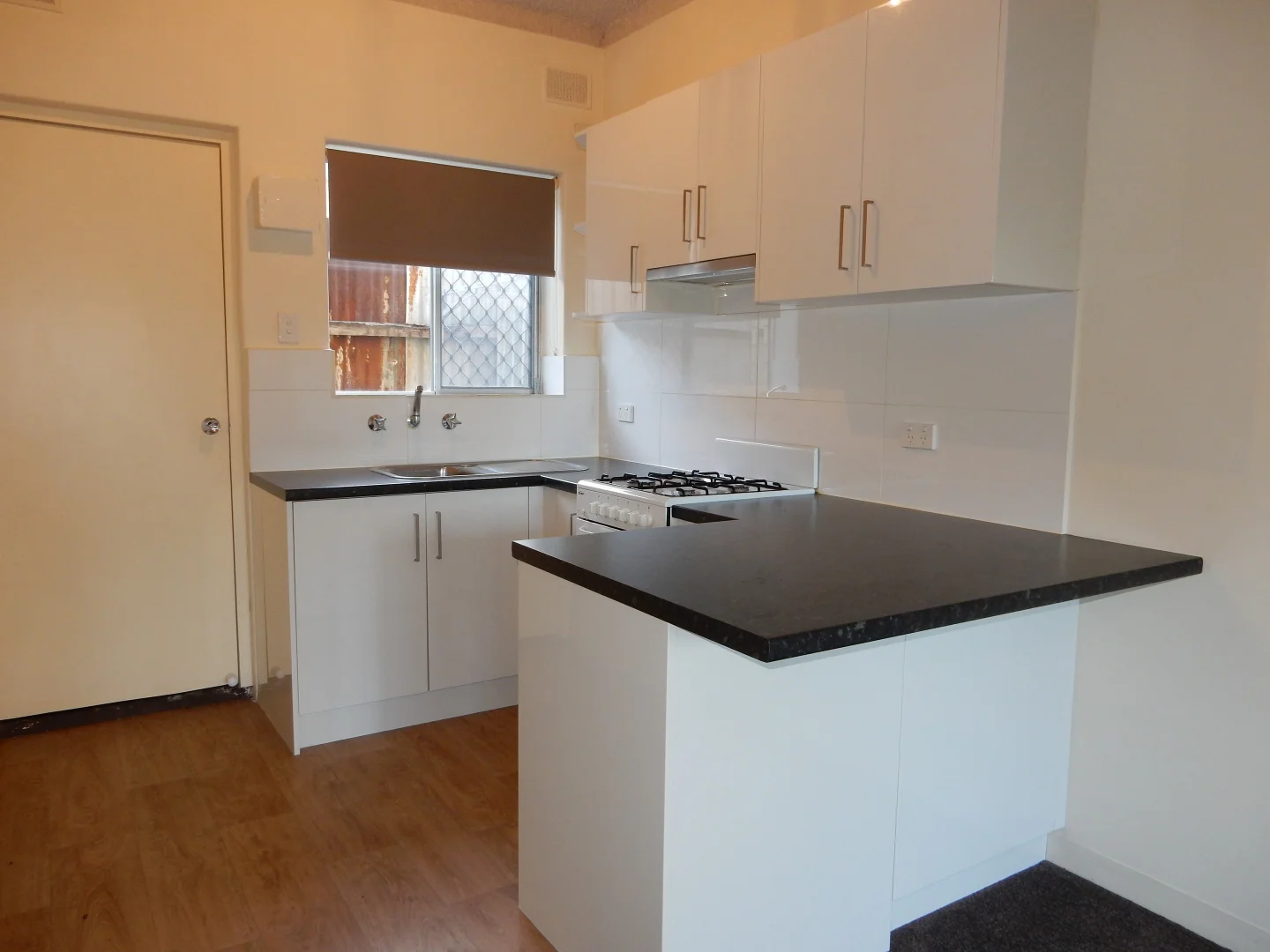 Additional image 4 of 4/123 Military Road, Henley Beach South SA 5022