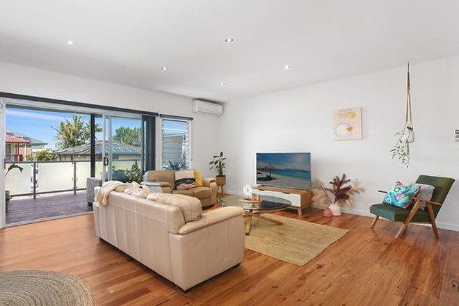 Picture of 2/57 Bione Avenue, BANORA POINT NSW 2486