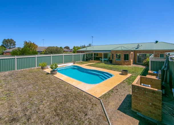 11 Earl Crescent, Bannockburn VIC 3331