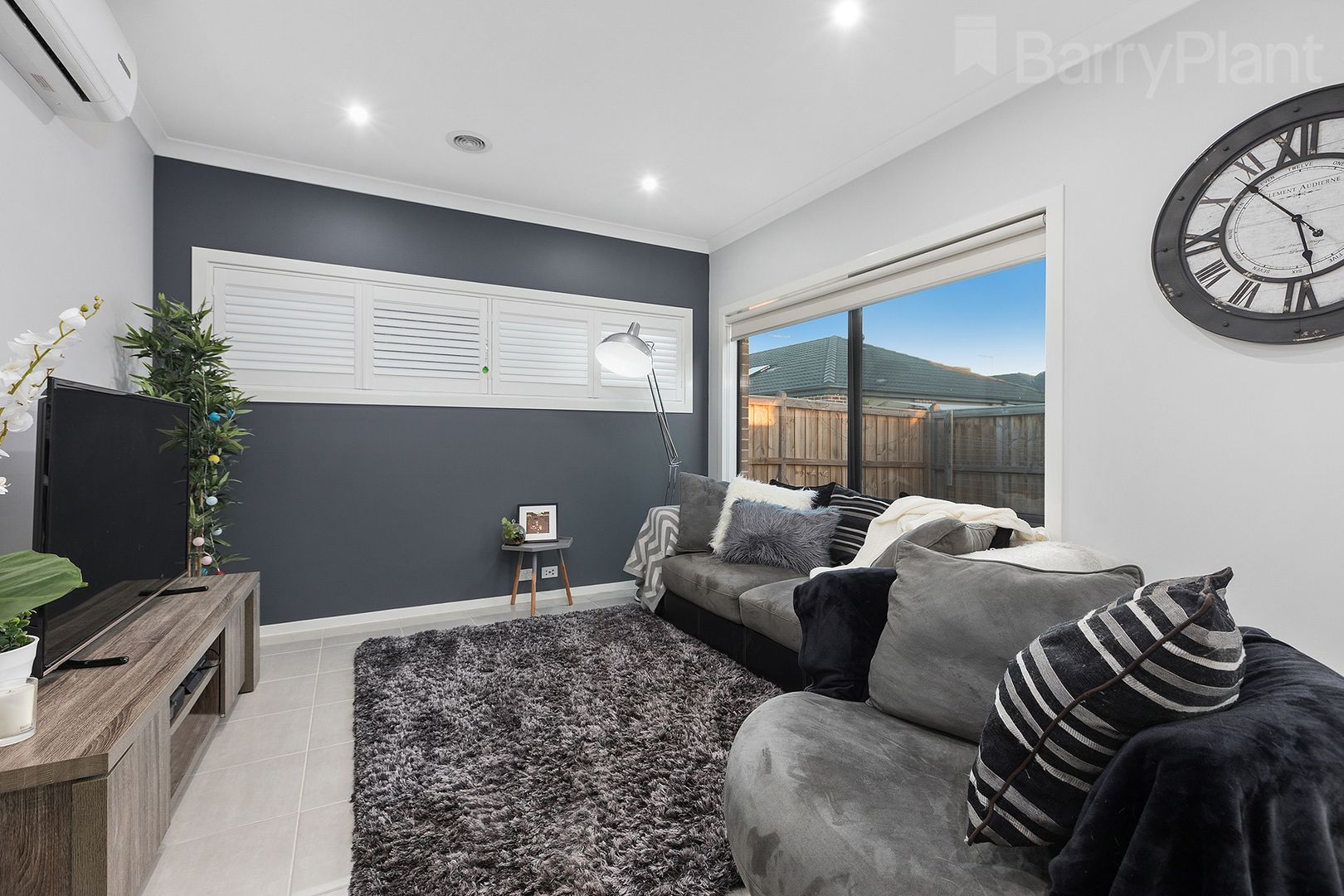 18 Collinson Way, Officer VIC 3809, Image 2