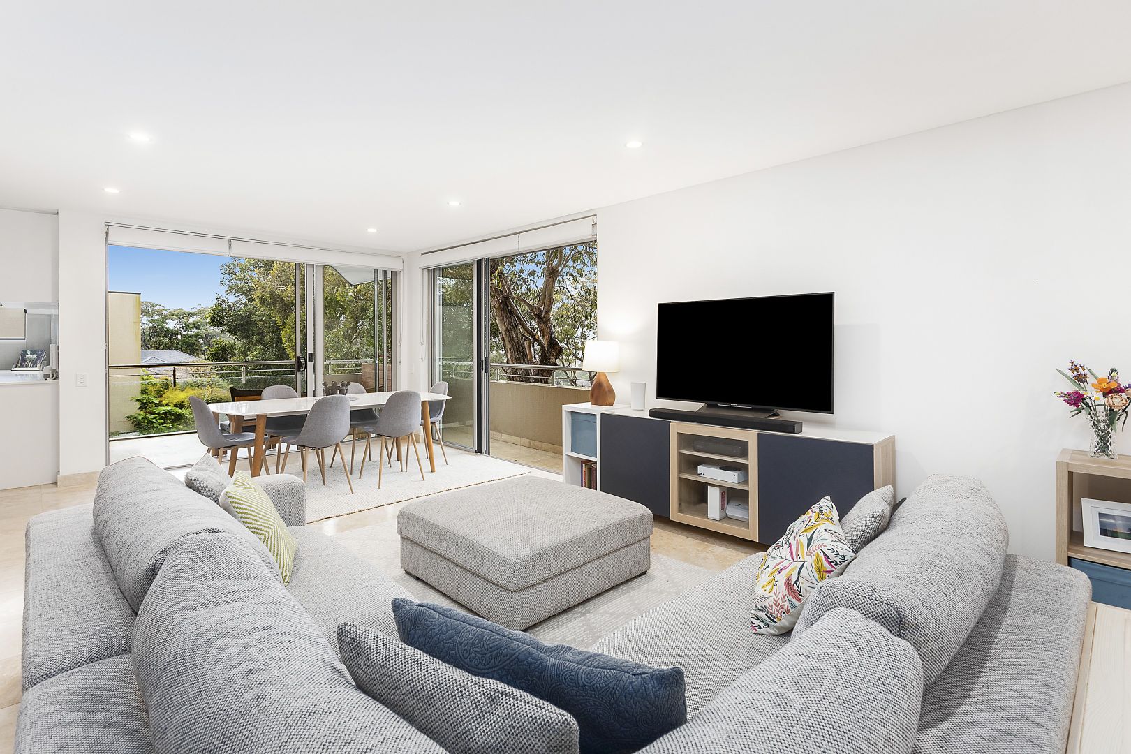 2/237 Burraneer Bay Road, Caringbah South NSW 2229, Image 1