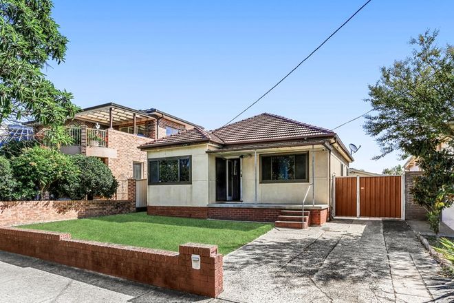 Picture of 11 Rosebank Avenue, KINGSGROVE NSW 2208