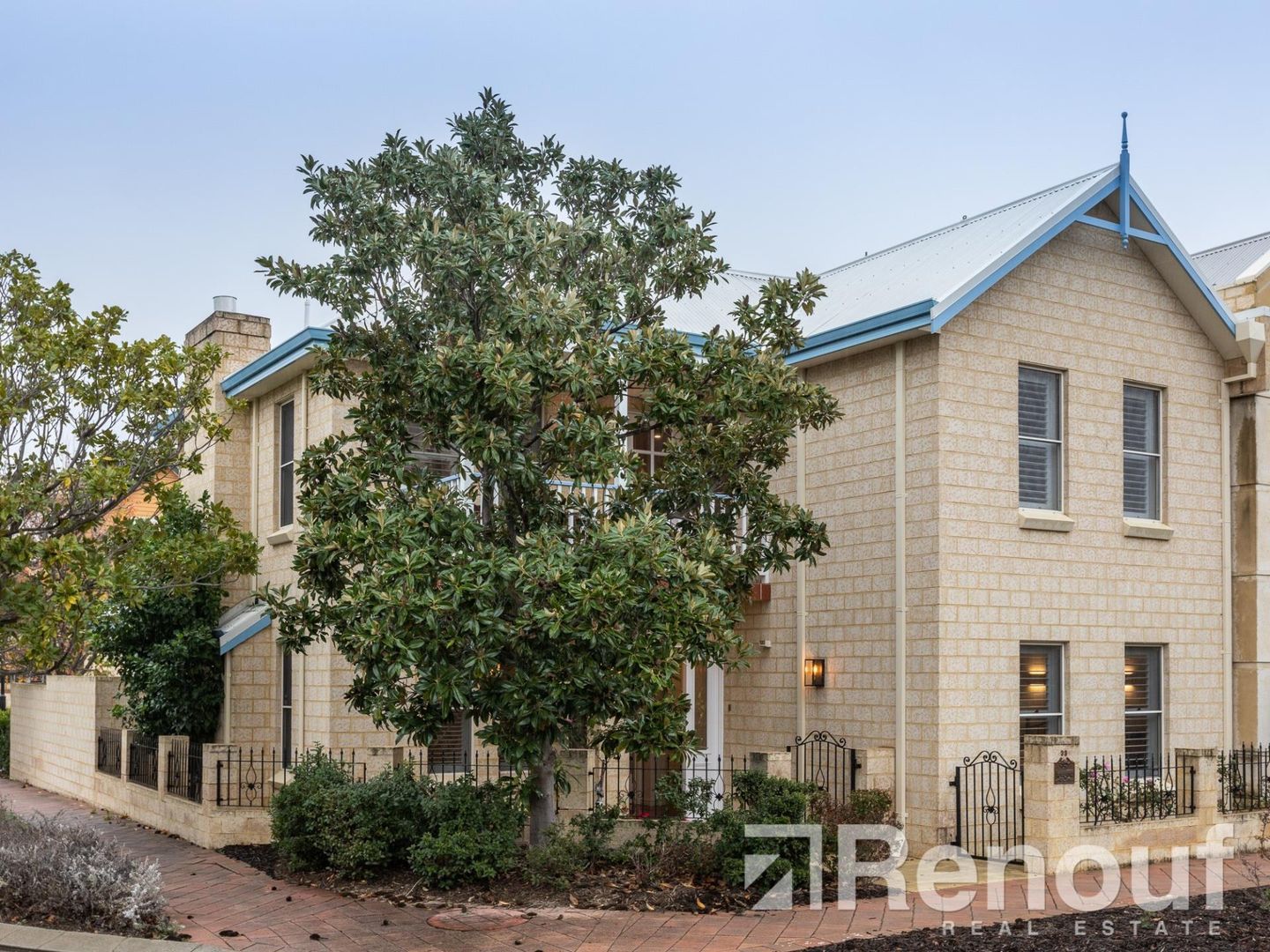 33 Tallow Tree Crescent, Subiaco WA 6008, Image 1