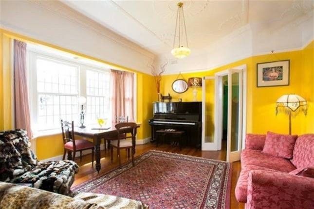 2 bedrooms Apartment / Unit / Flat in 8/2b Hawsleigh Ave BALACLAVA VIC, 3183