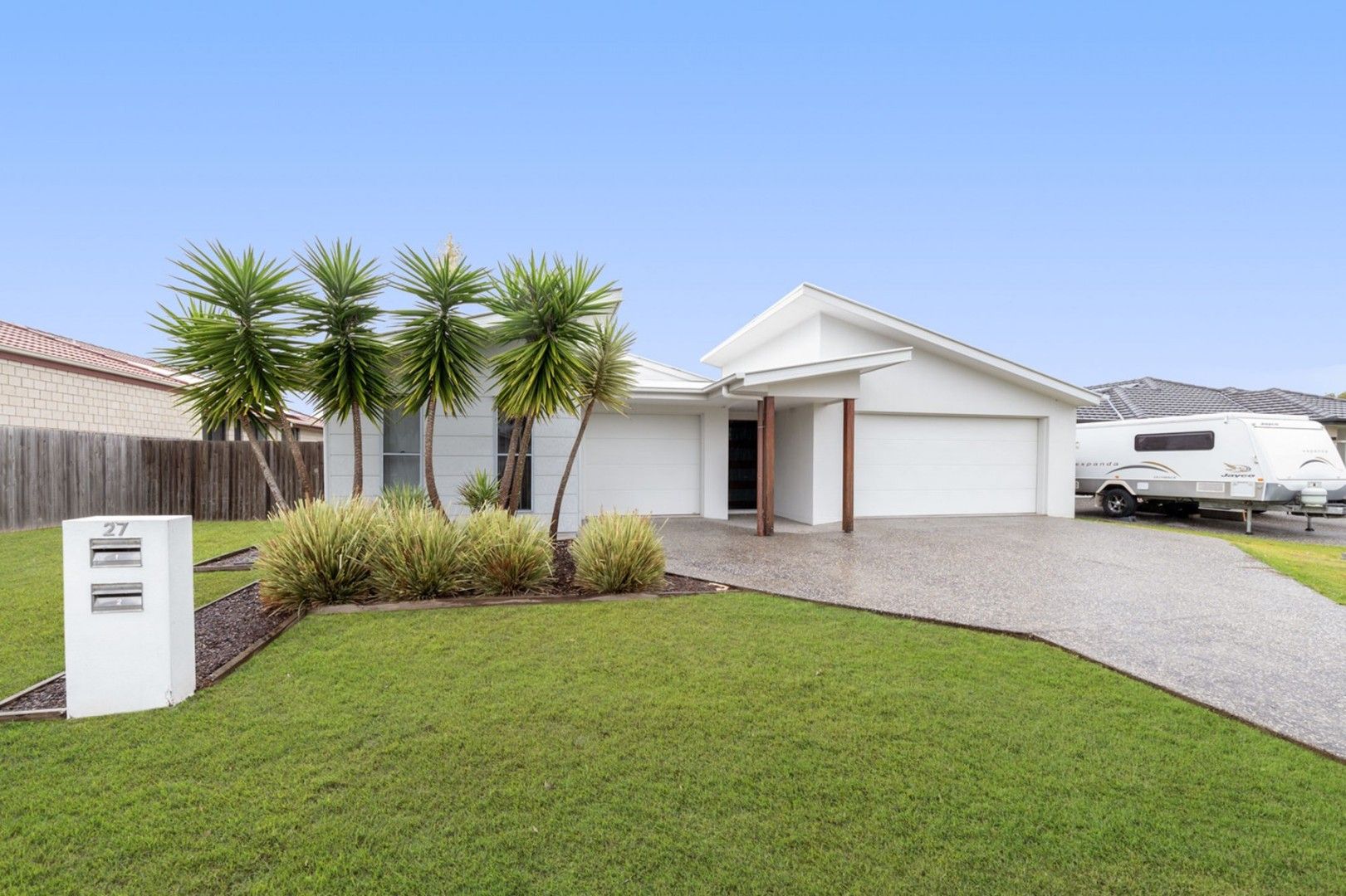 27 Prudence Place, Meridan Plains QLD 4551 Domain