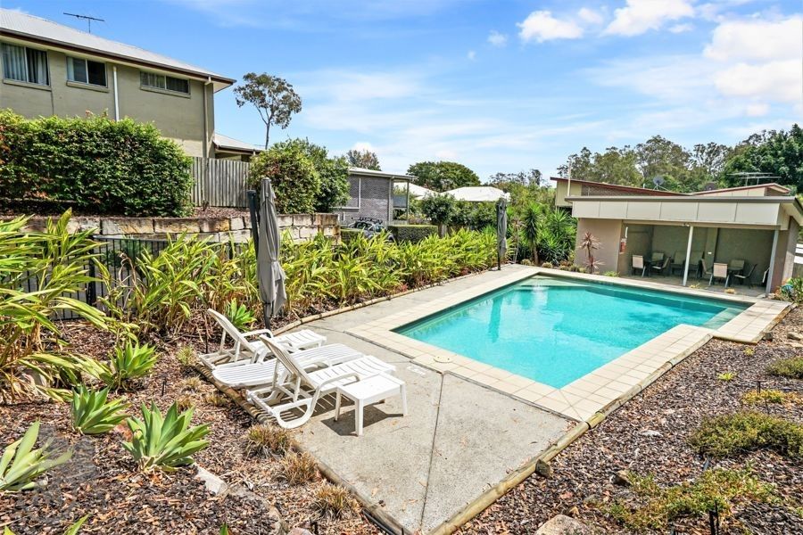 18/19 Russell St, Everton Park QLD 4053, Image 2