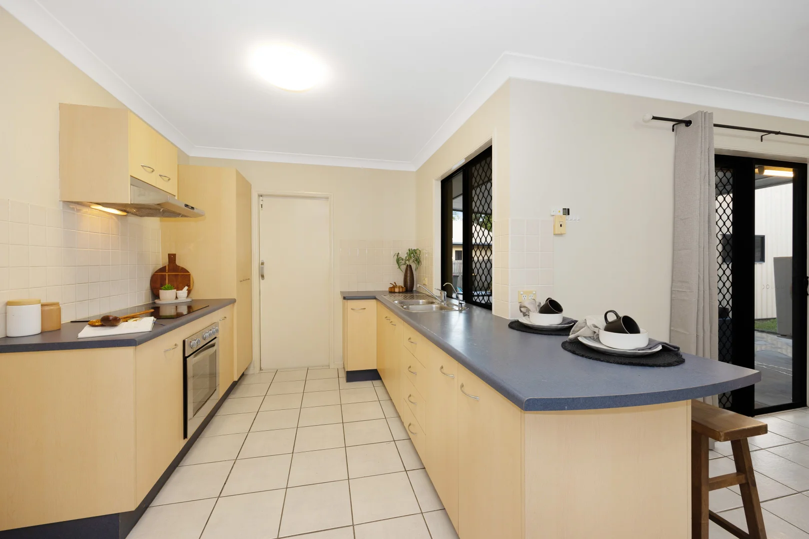 Additional image 8 of 11 Gernika Court, Bushland Beach QLD 4818