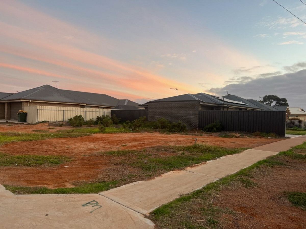 39 Mcritchie Crescent, Whyalla Stuart SA 5608, Image 0