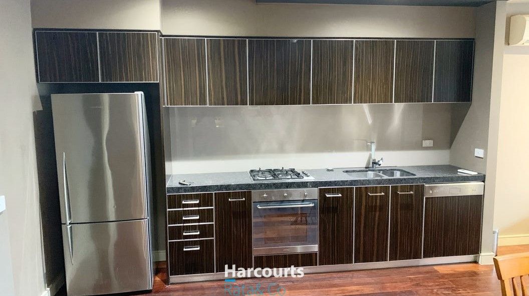 2 bedrooms Apartment / Unit / Flat in 510/228 A'Beckett Street MELBOURNE VIC, 3000