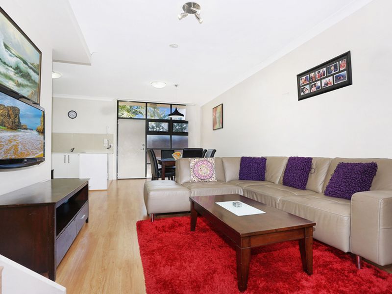 8/21 St. Ann Street, MERRYLANDS NSW 2160, Image 1