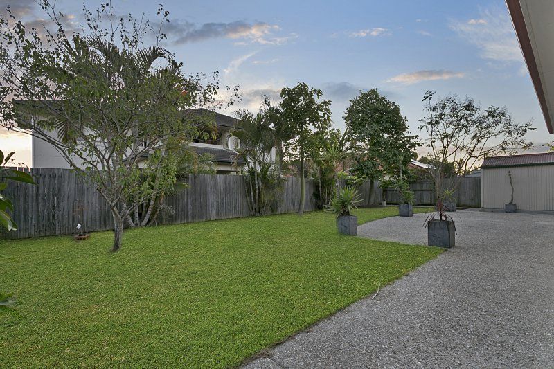 7 Barcoo Crescent, Sinnamon Park QLD 4073, Image 1