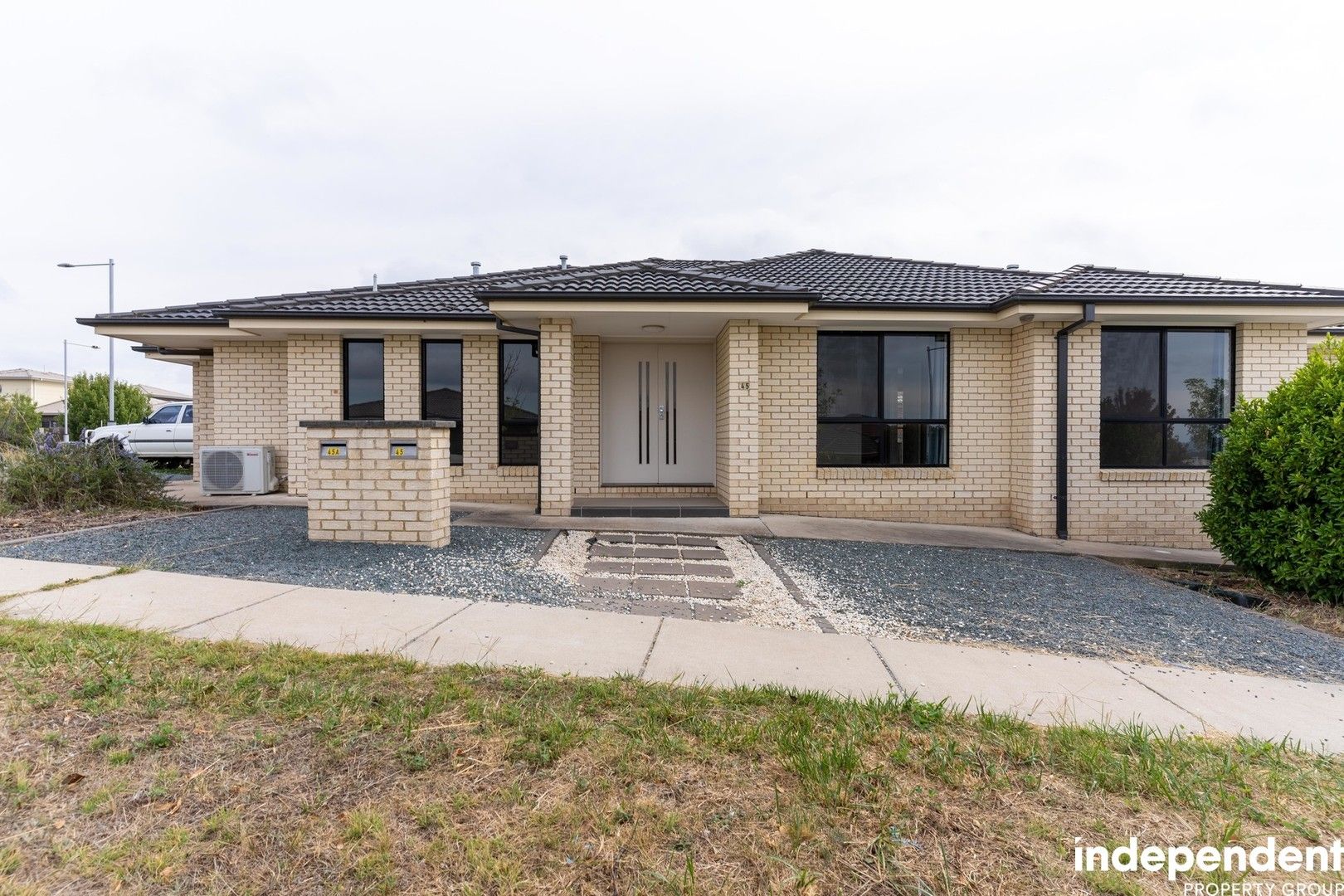 2 bedrooms House in 45 Murrjinelle Circuit BONNER ACT, 2914