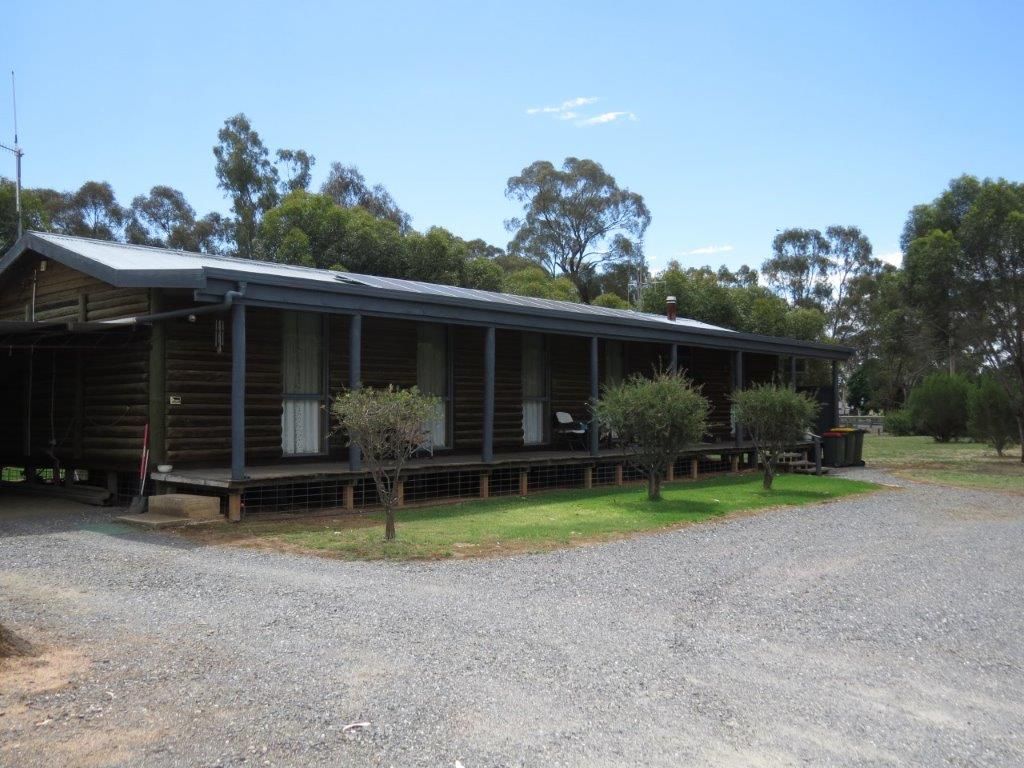 25 Calder Highway, Wedderburn VIC 3518, Image 1