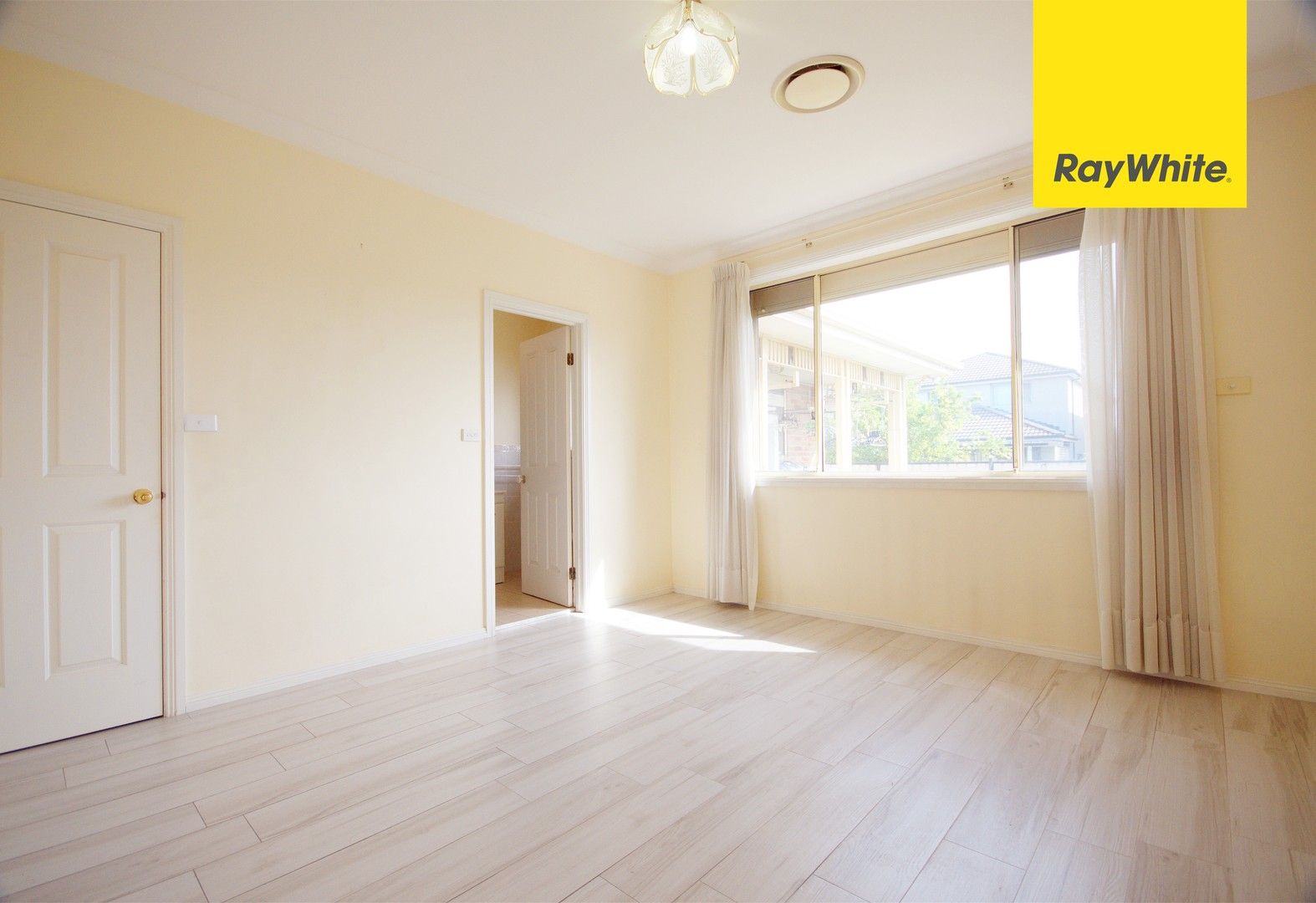 2 bedrooms House in 22 Fifth Avenue BERALA NSW, 2141