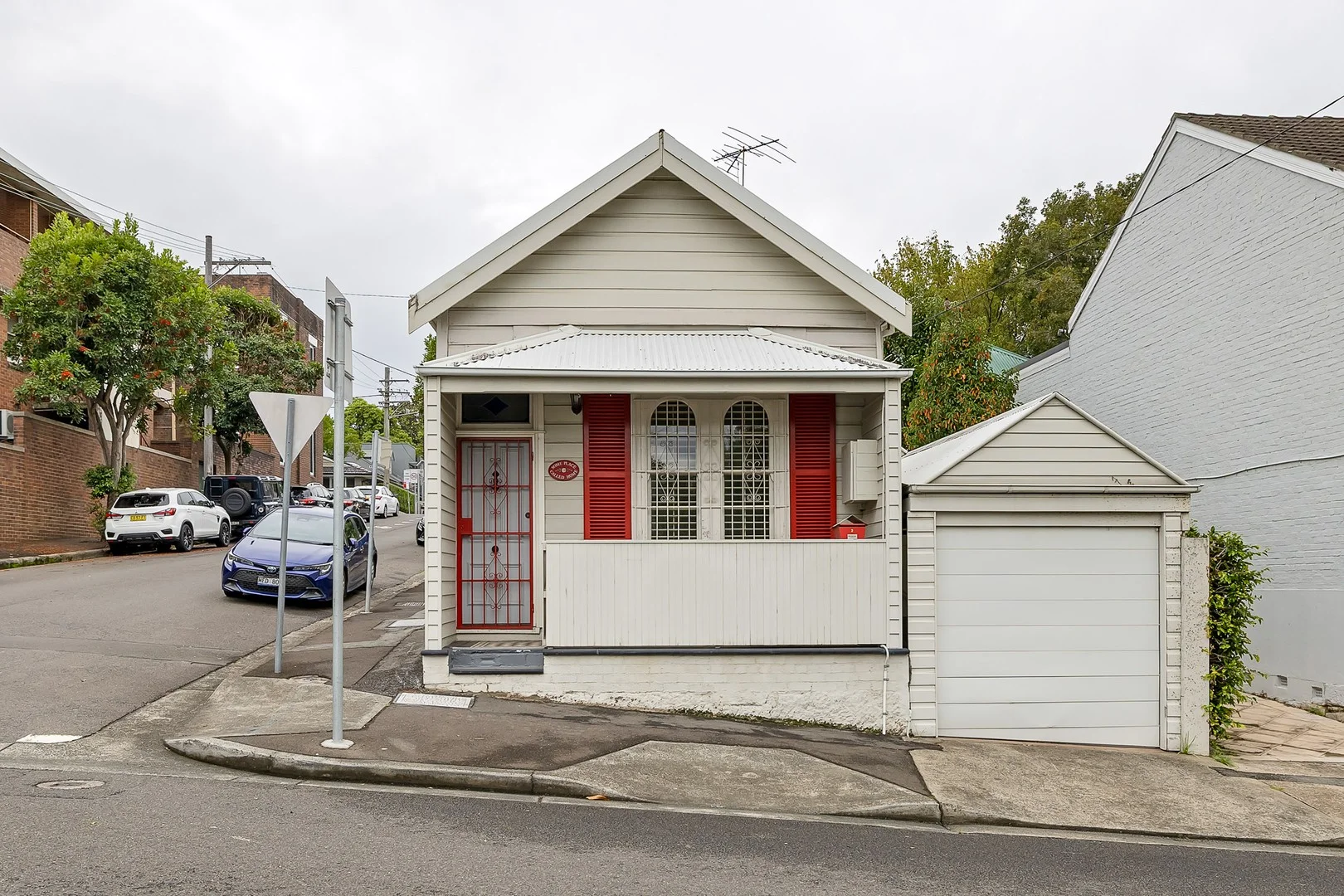 2 Gordon Street, Rozelle NSW 2039