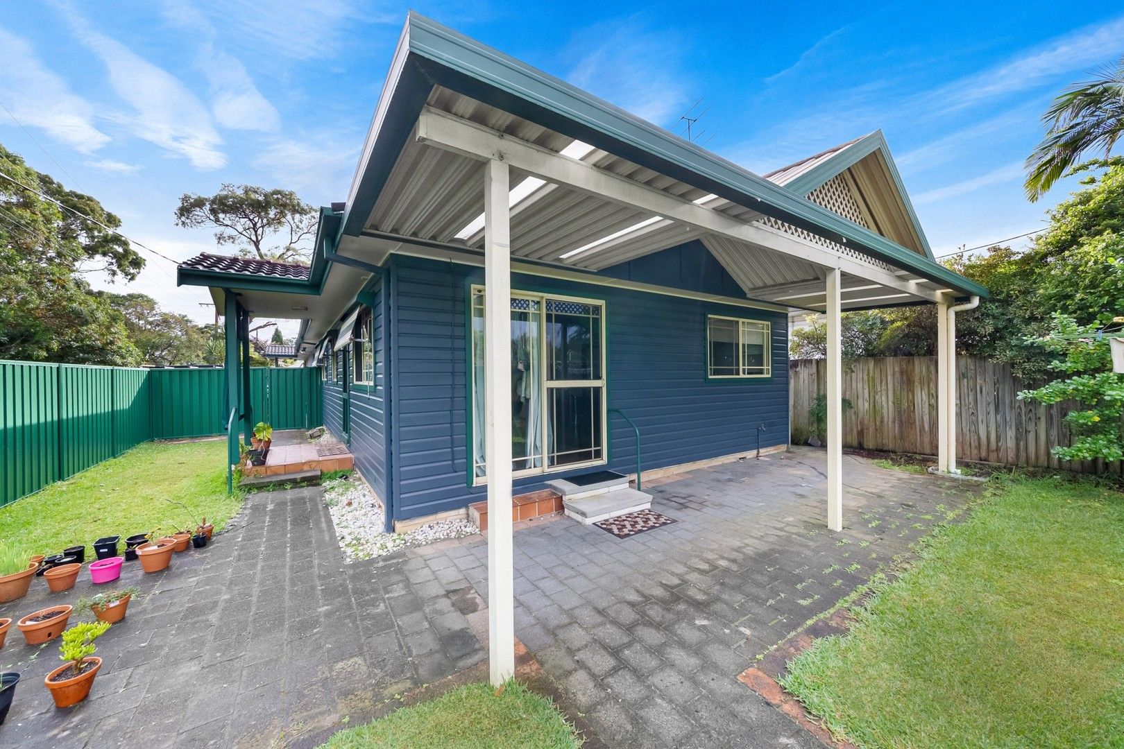 2 bedrooms Villa in 5 Bathurst Street UMINA BEACH NSW, 2257