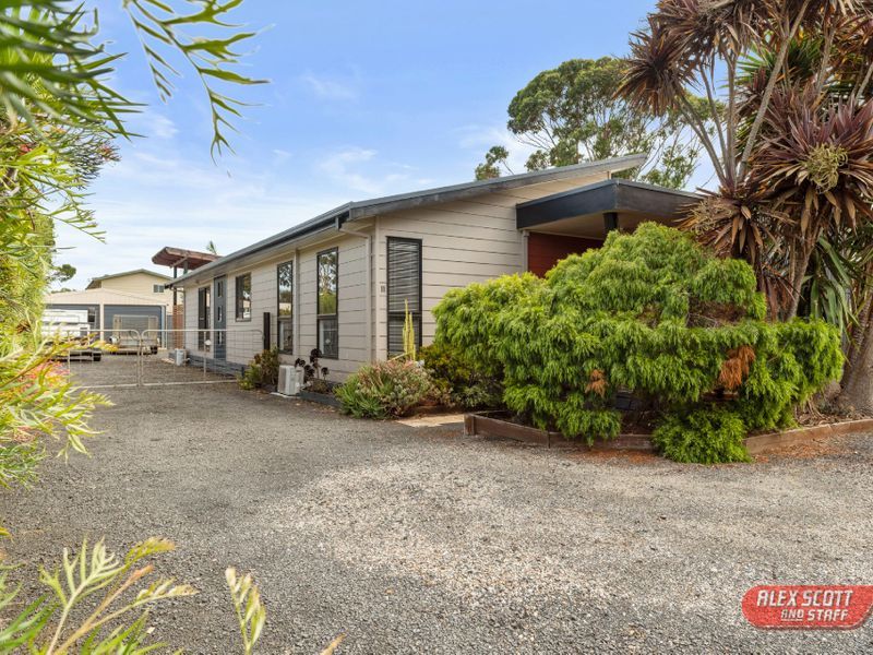 11 KOALA Street, Cowes VIC 3922, Image 0