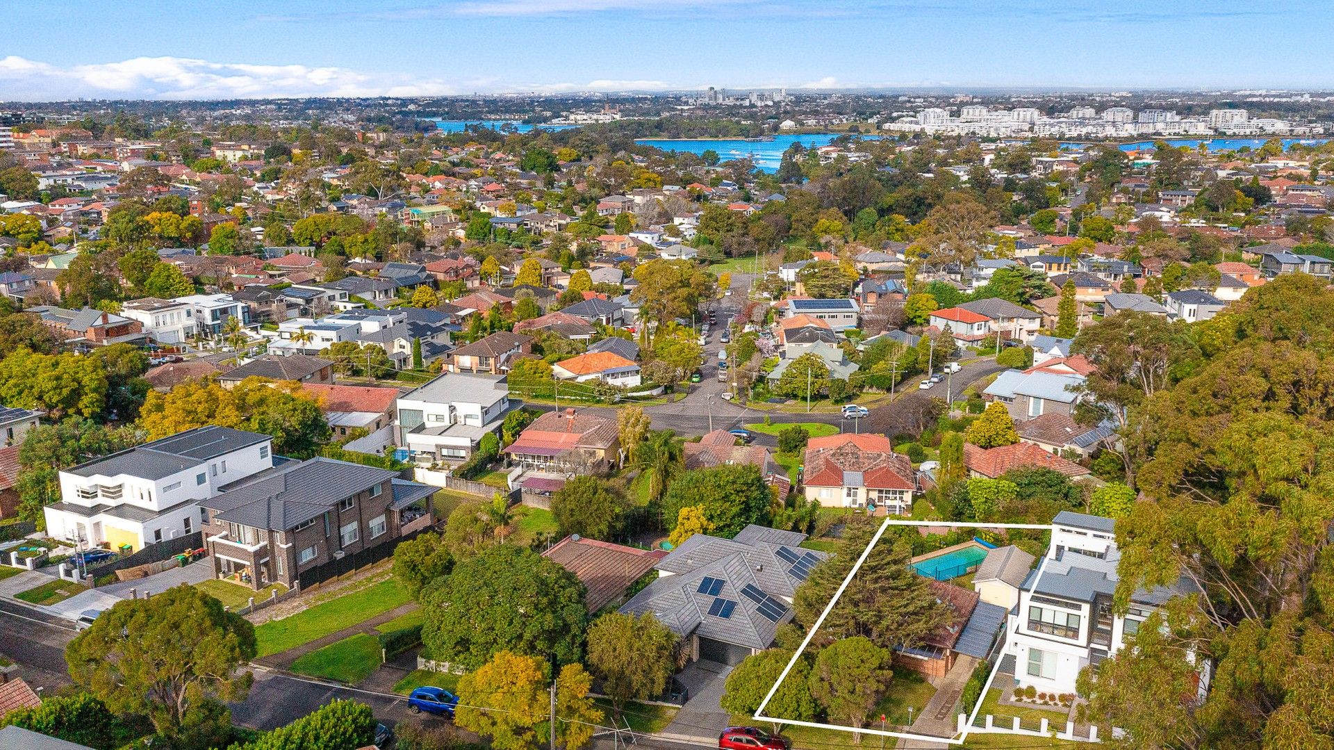 3 bedrooms House in 20 Farm Street GLADESVILLE NSW, 2111