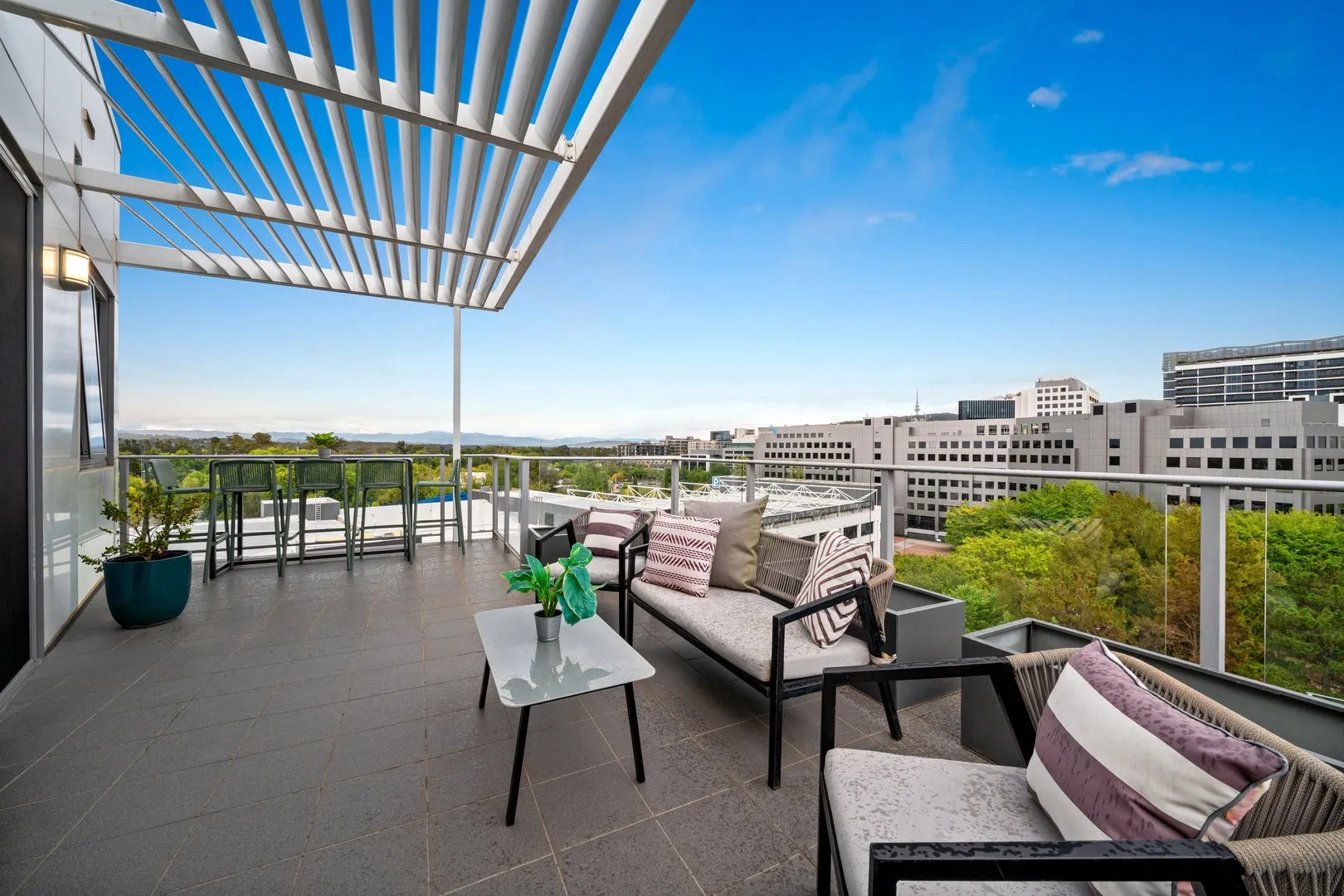 Apartment in City - View 2