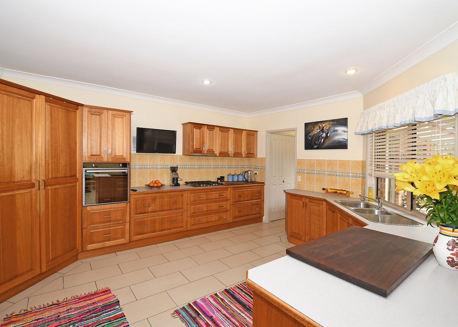 11 Mungara Court, Wondunna QLD 4655, Image 1