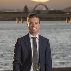 Ray White Canberra - Samuel Fitzsimmons