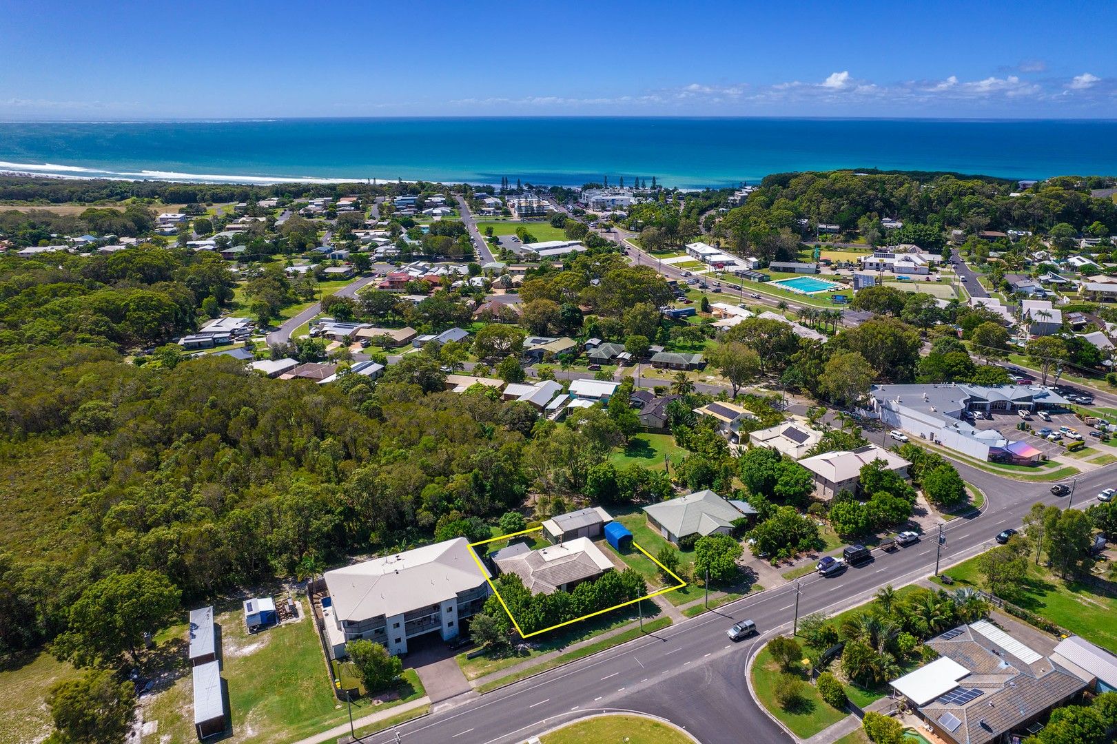 8 Carlo Road, Rainbow Beach QLD 4581, Image 1