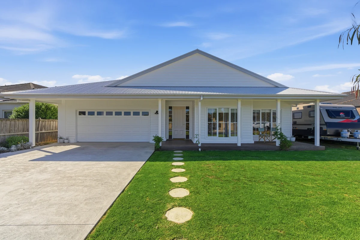 10 Norfolk Place, Port Fairy VIC 3284