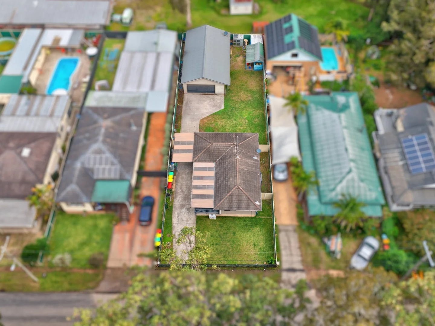 23 Warner Avenue, Tuggerawong NSW 2259