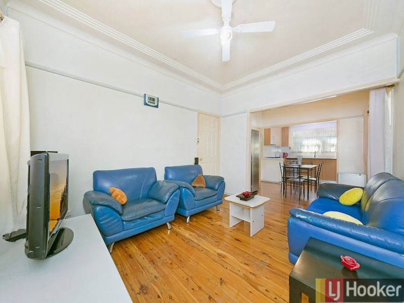 6 Richmond Ave, Auburn NSW 2144, Image 1