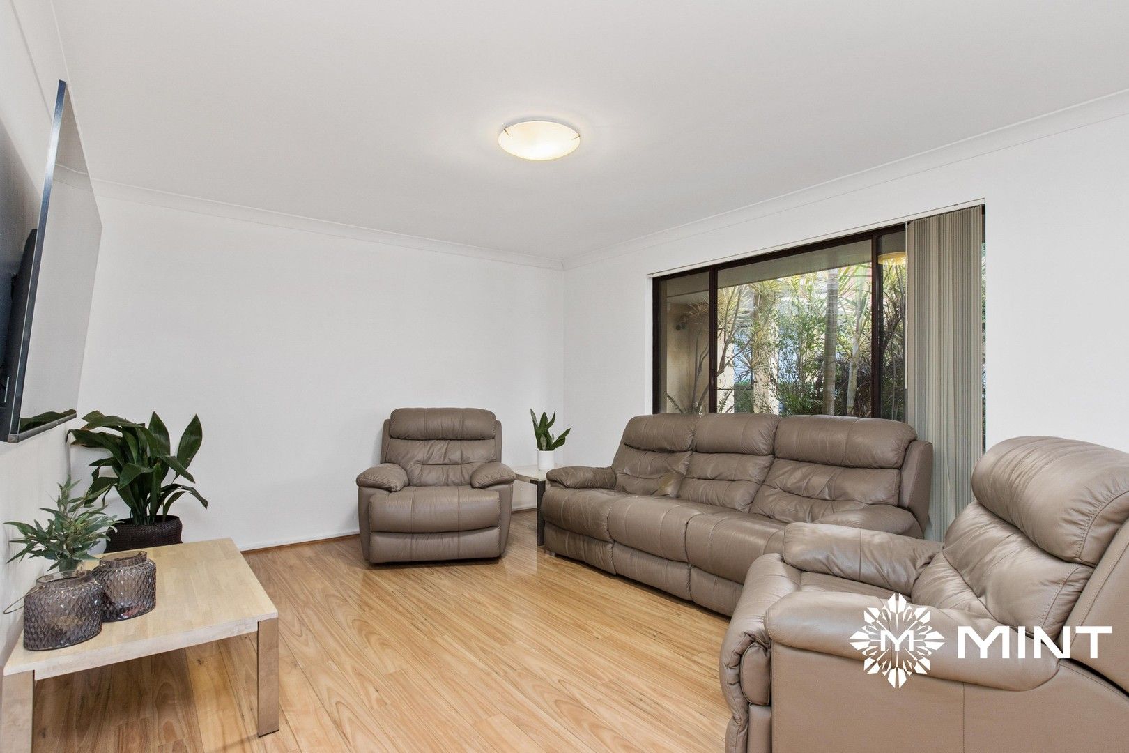 2 bedrooms House in 3/221 Marmion Street PALMYRA WA, 6157