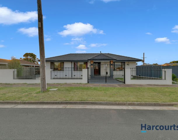 11 Wentworth Road, Melton South VIC 3338