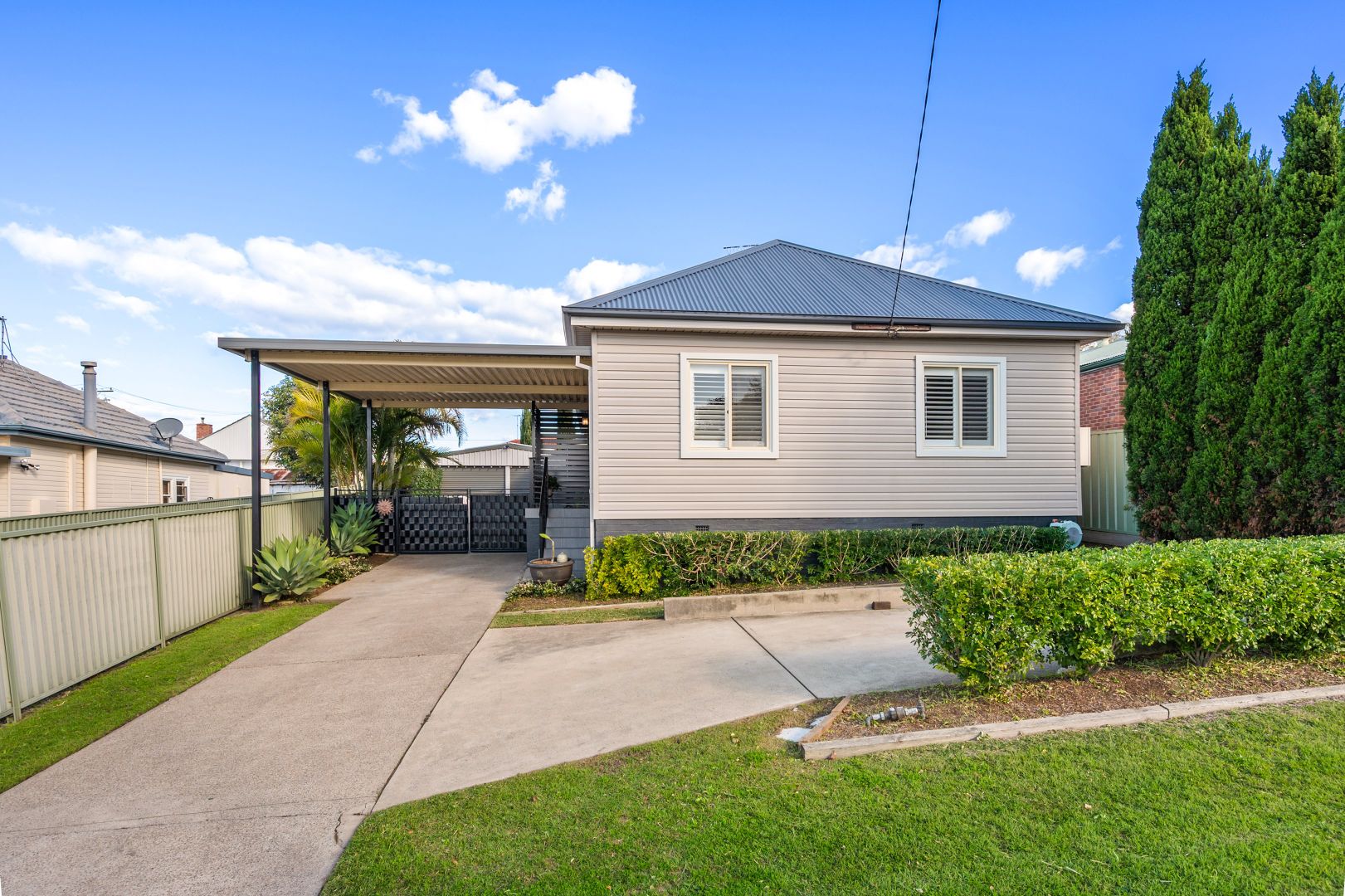 4 Redrose Avenue, Belmont NSW 2280