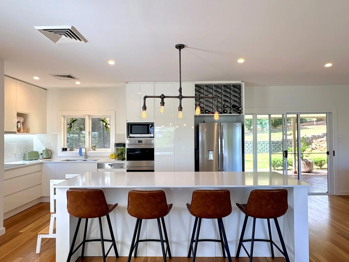 8 Burnside Ave, East Tamworth NSW 2340