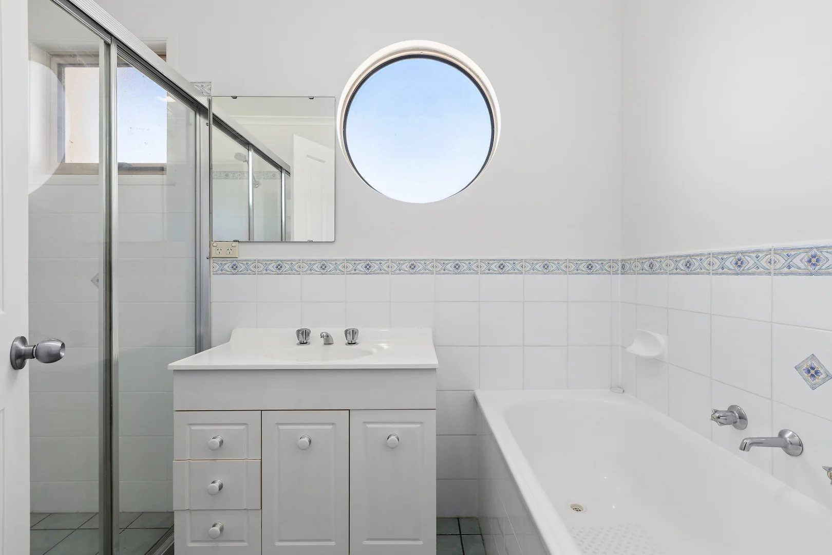 Additional image 10 of 5/10 Federal Highway, Watson ACT 2602