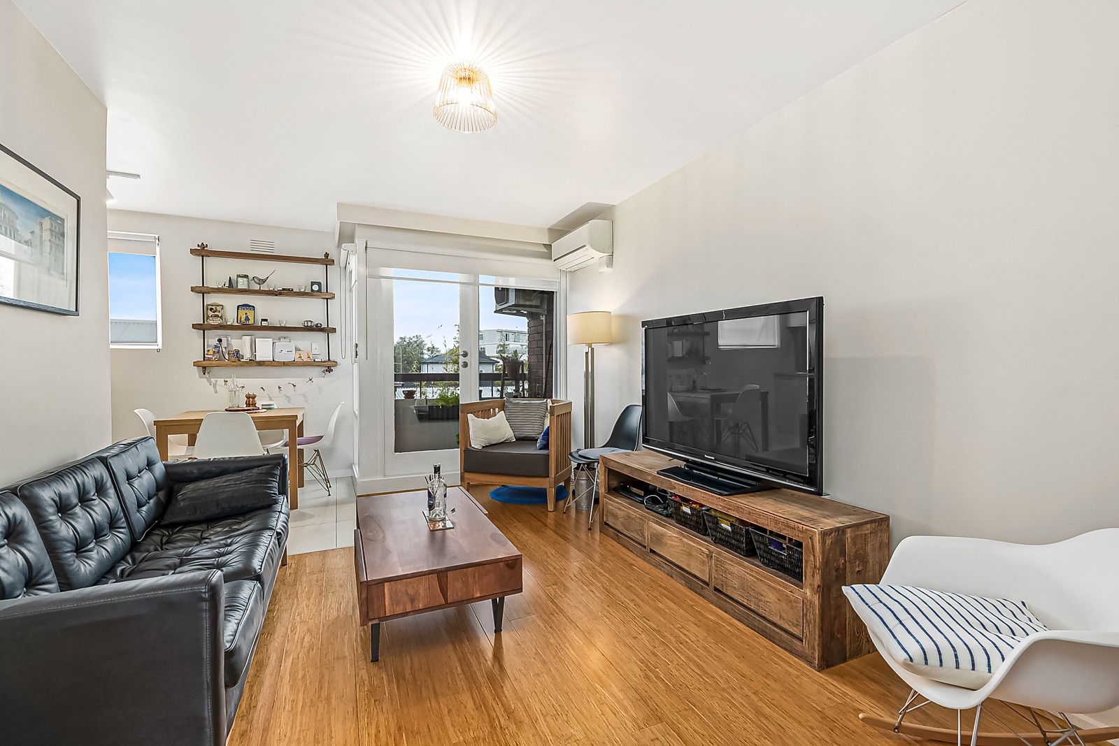 2/9 St James Street, Moonee Ponds VIC 3039, Image 2