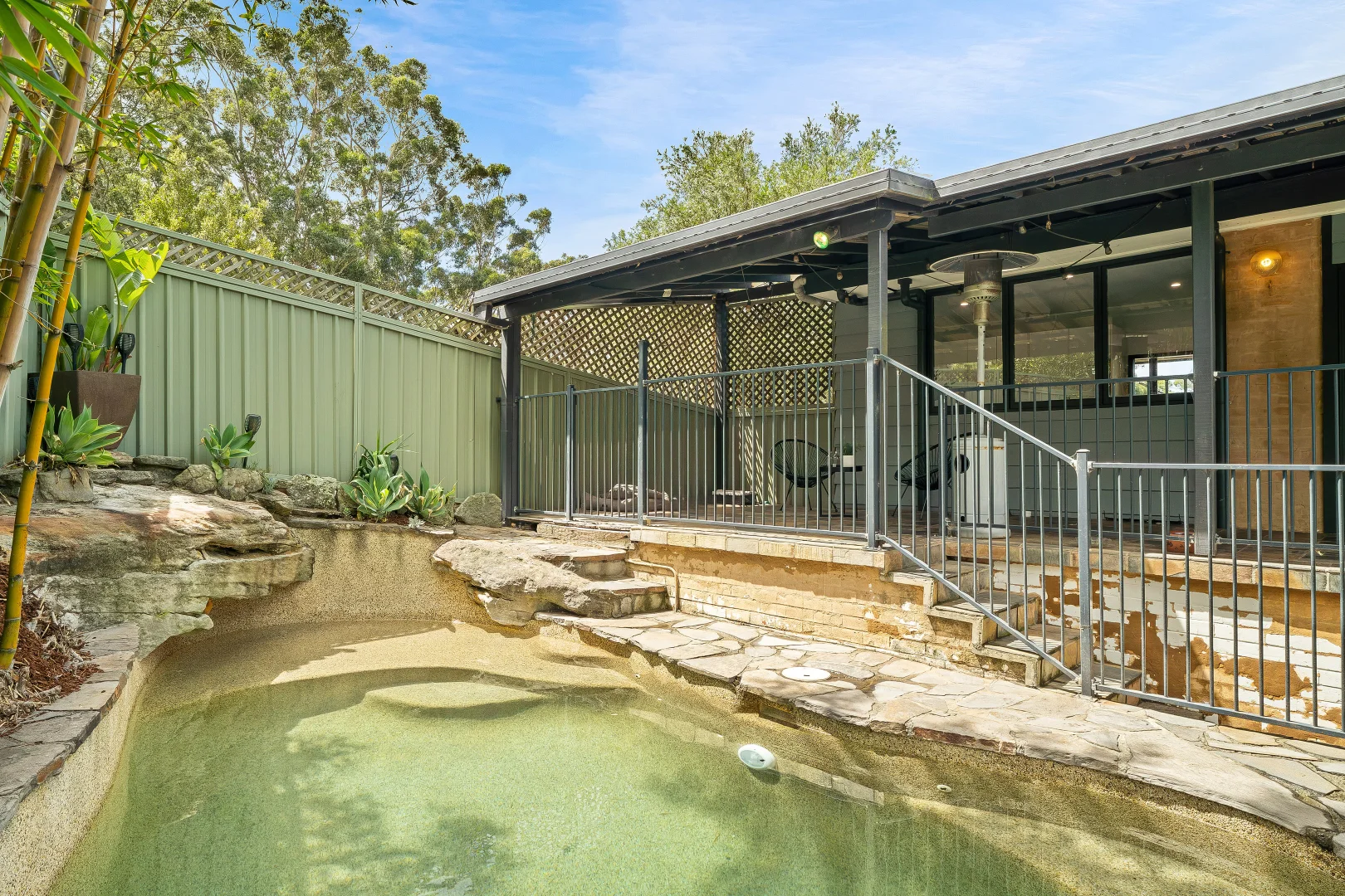 Additional image 7 of 11 Mikarie Place, Kirrawee NSW 2232
