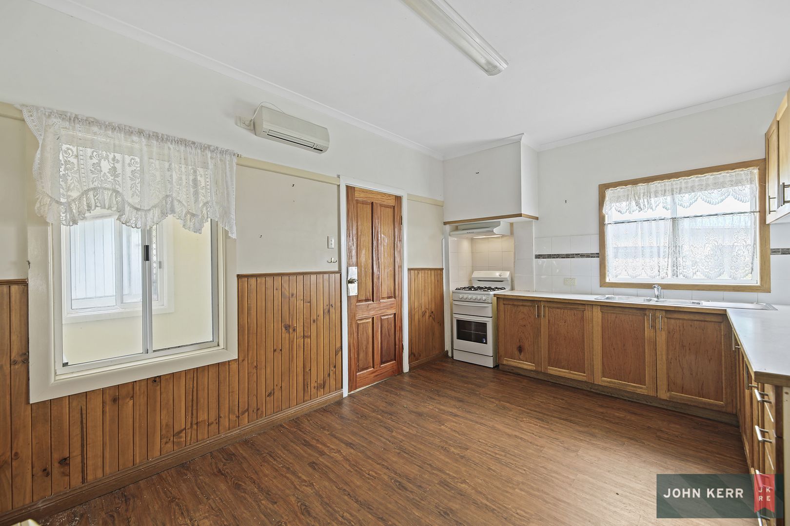 53 Scott Avenue, Moe VIC 3825, Image 2