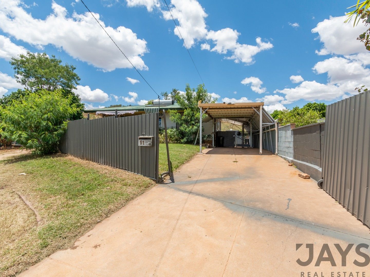 3 bedrooms House in 91 Darling Crescent MOUNT ISA QLD, 4825