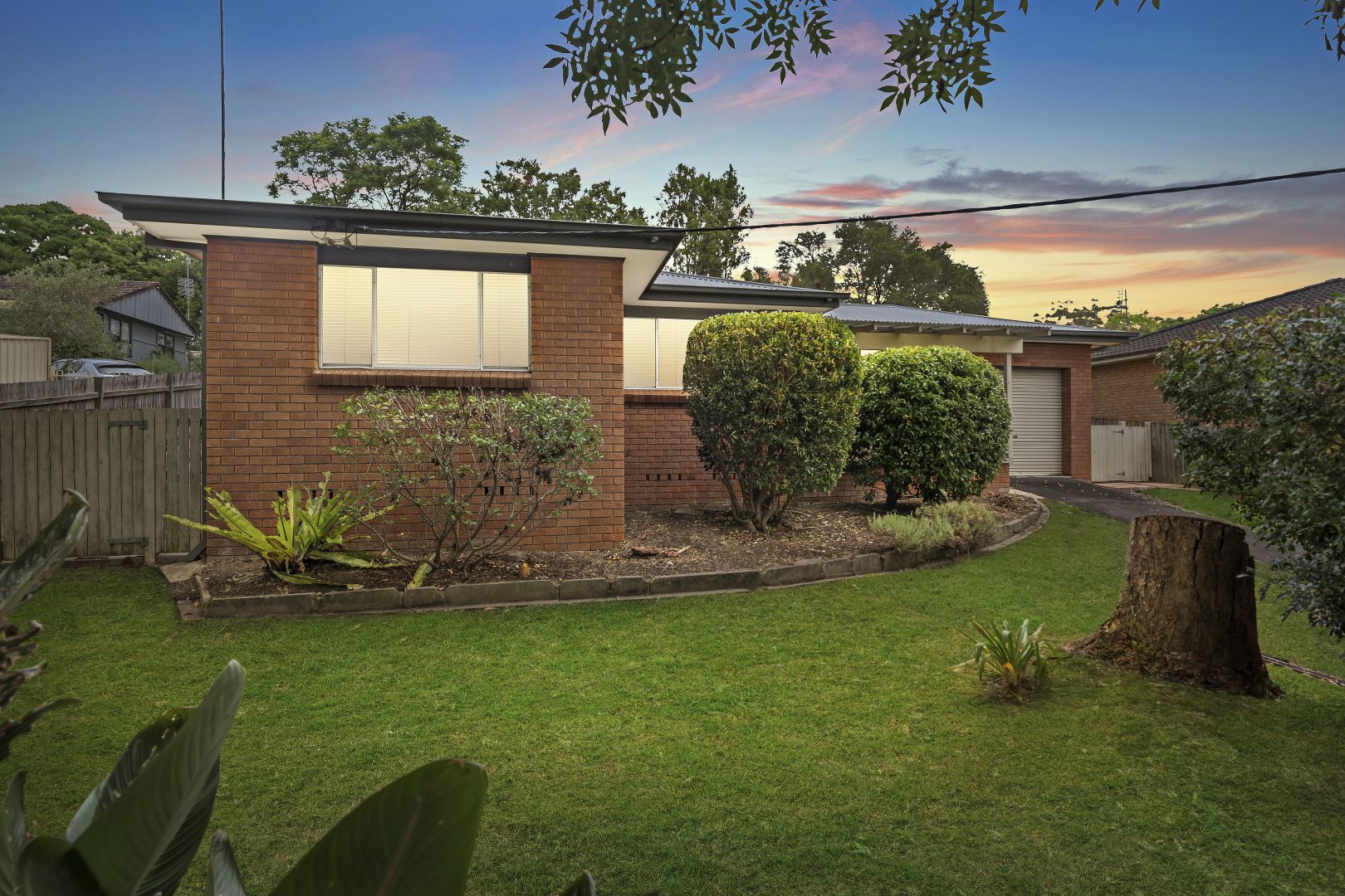 8 Berrys Head Road, Wyoming Property History & Address Research Domain