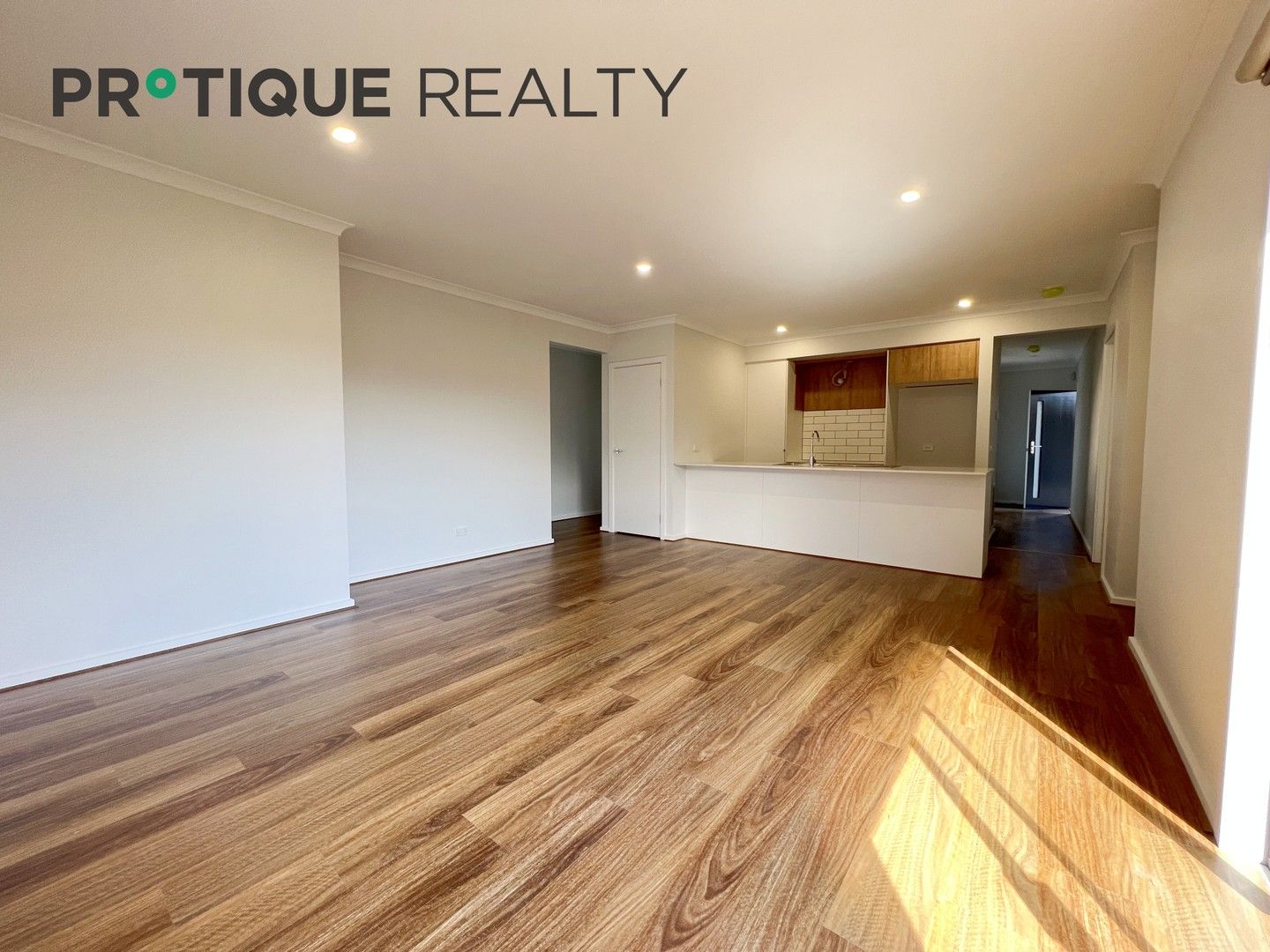 4 bedrooms House in 30 Ellimatta Rd MAMBOURIN VIC, 3024