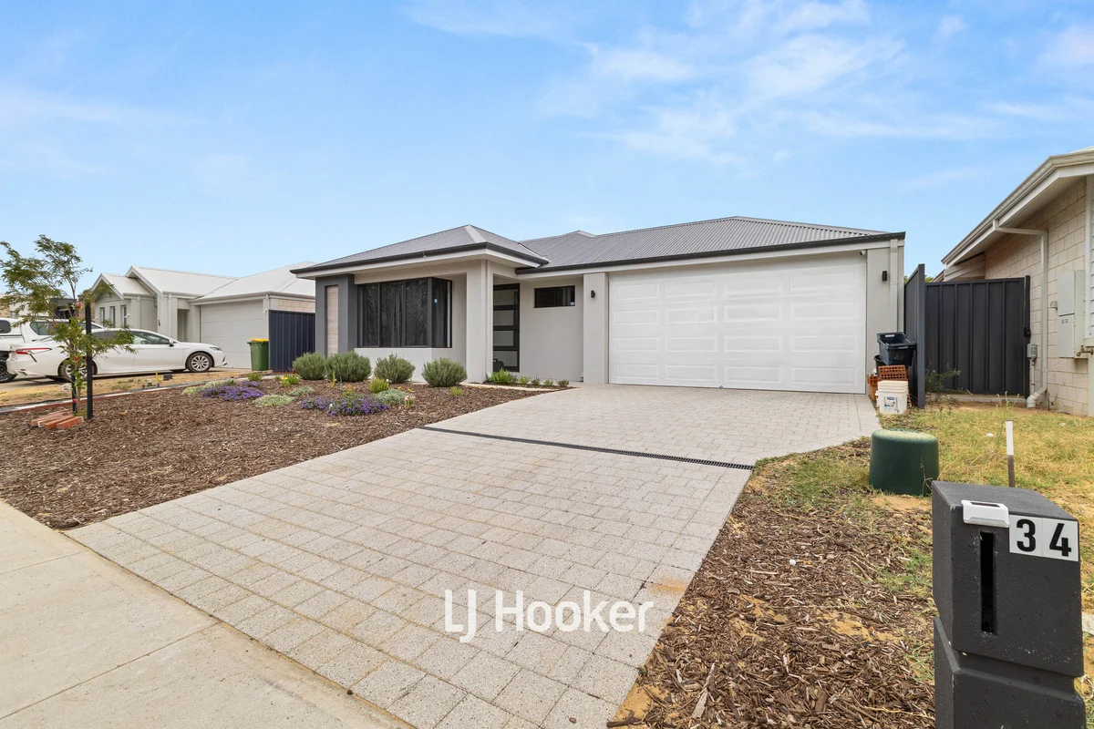 Primary image of 34 Leschenaultia Loop, Yalyalup WA 6280