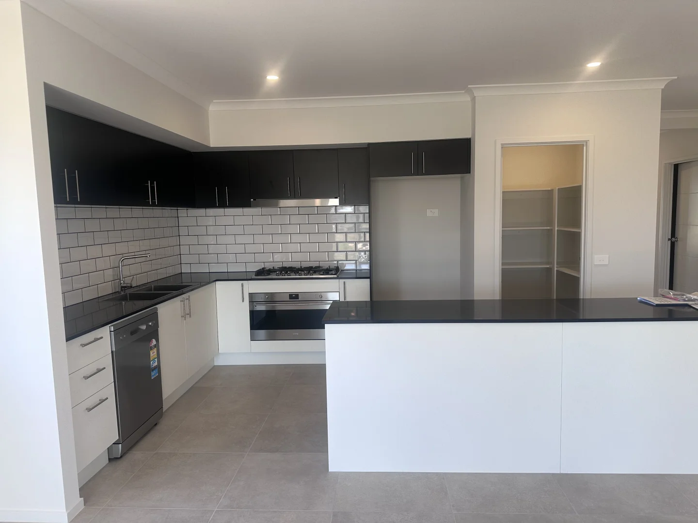 Additional image 2 of 4 Wateribbon Road, Officer VIC 3809