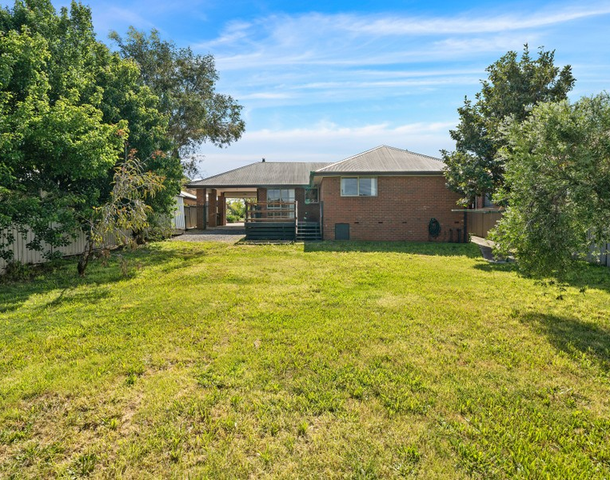 42 Somerset Crescent, Mansfield VIC 3722