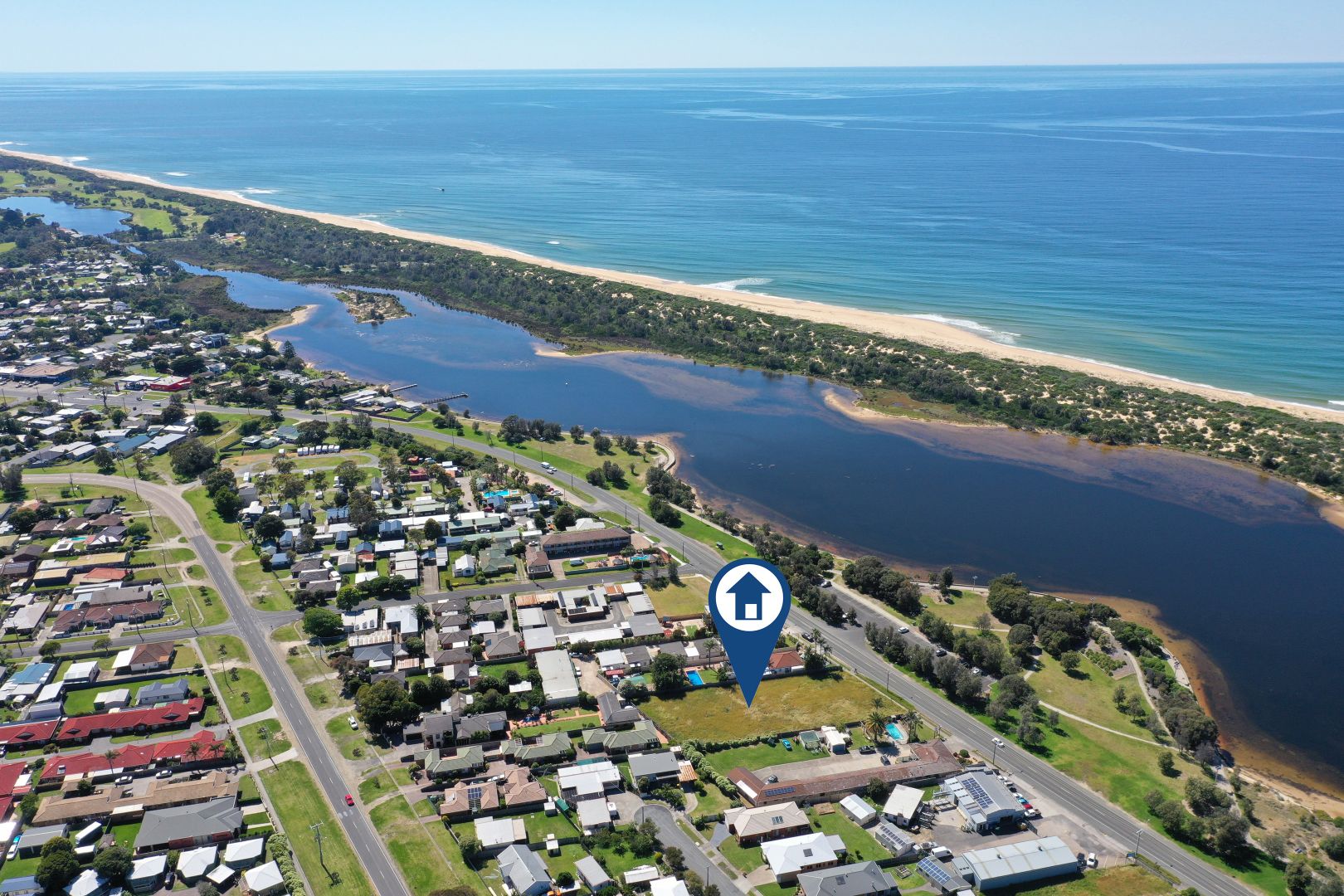 665 Esplanade, Lakes Entrance VIC 3909 Domain